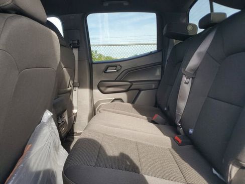 New 2025 GMC Canyon Elevation w/ Convenience Package image 11