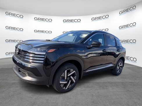 New 2026 Nissan Kicks SV image 3