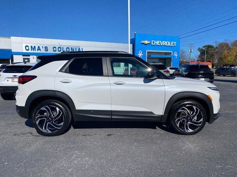 New 2025 Chevrolet TrailBlazer RS w/ Convenience Package image 2