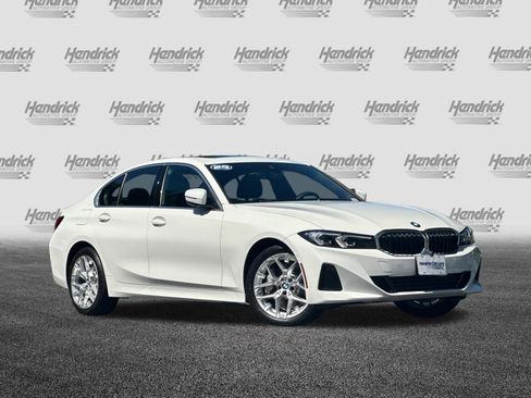 Used 2025 BMW 330i Sedan w/ Premium Package RWD image 2