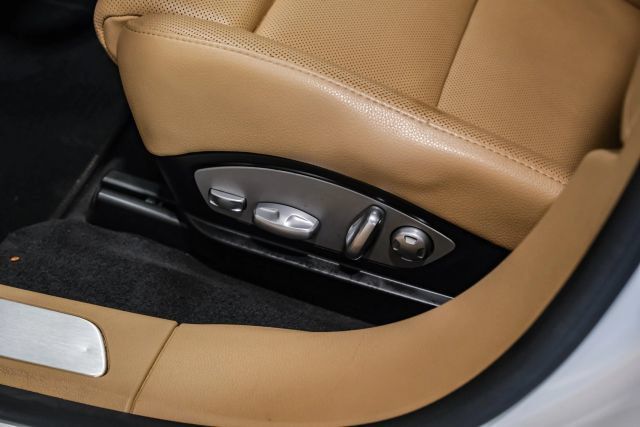Used 2016 Porsche Panamera S w/ Premium Package Plus RWD image 32