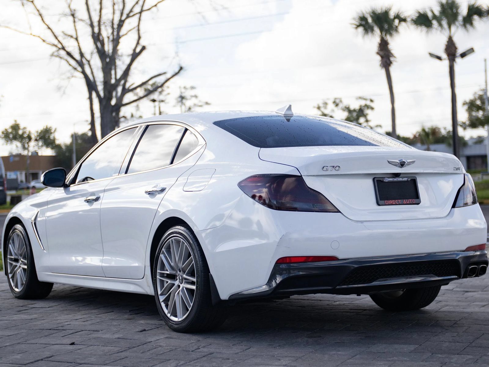 Used 2020 Genesis G70 2.0T RWD image 10