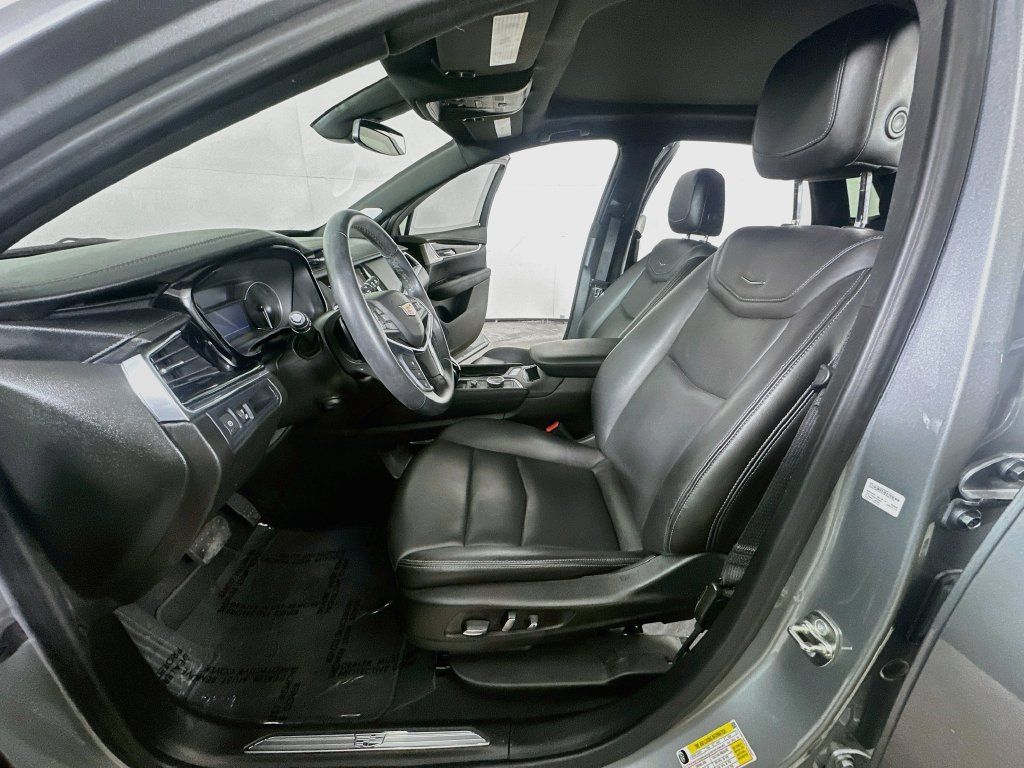 Used 2024 Cadillac XT5 Premium Luxury FWD image 17