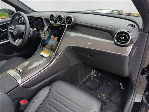 Certified 2025 Mercedes-Benz GLC 350e 4MATIC image 22