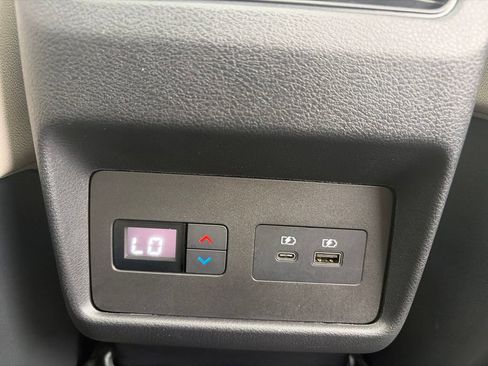 Used 2023 Nissan Rogue SL w/ SL Premium Package AWD/4WD image 42