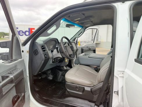 Used 2016 Ford F250 XL w/ Power Equipment Group AWD/4WD image 19