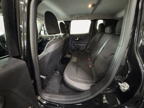 Used 2023 Jeep Renegade Altitude w/ Convenience Group I AWD/4WD image 21