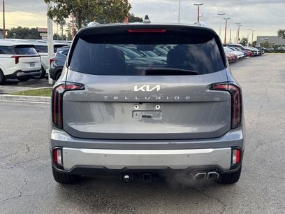 Used 2024 Kia Telluride SX w/ Towing Package