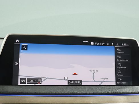 Used 2020 BMW 740i xDrive w/ Premium Package AWD/4WD image 18