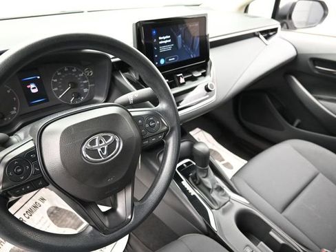 Used 2024 Toyota Corolla LE FWD image 25