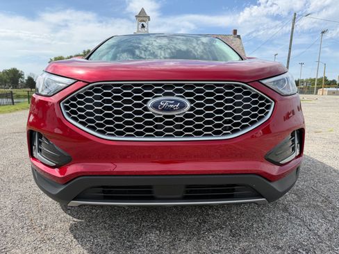 Used 2023 Ford Edge SEL w/ Convenience Package AWD/4WD image 10