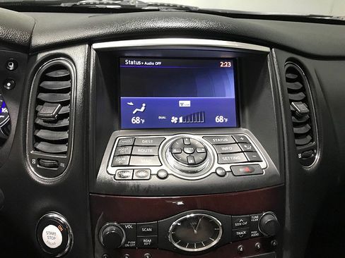 Used 2016 INFINITI QX50 AWD w/ Premium Plus Package image 28