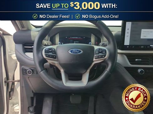 Used 2026 Ford Explorer Active w/ Active Comfort Package RWD image 18