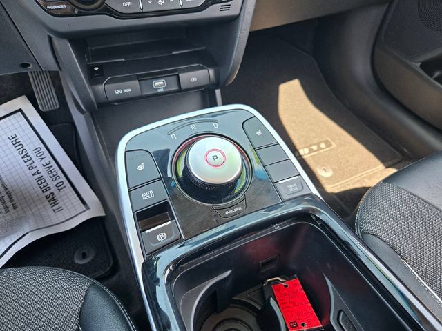 Used 2022 Kia Niro EX FWD image 15