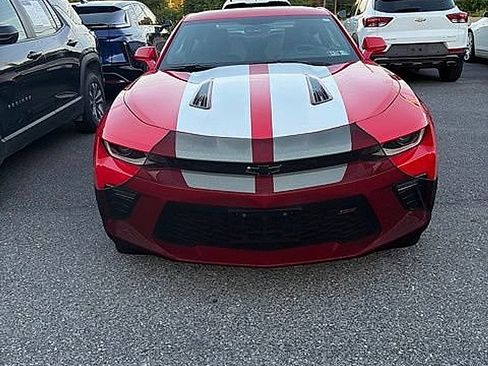 Used 2016 Chevrolet Camaro SS RWD image 5