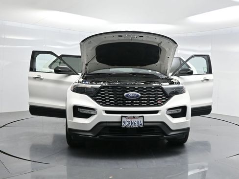 Used 2022 Ford Explorer ST w/ ST Street Pack image 37