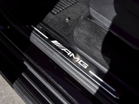 Used 2025 Mercedes-Benz G 63 AMG 4MATIC image 37