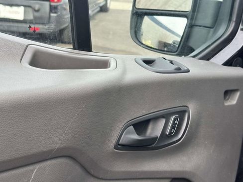 Used 2024 Ford Transit 250 148 High Roof AWD image 18