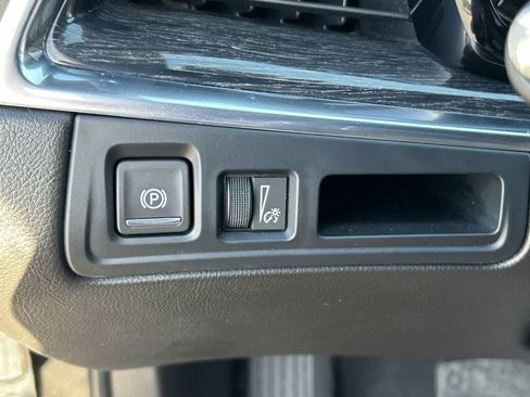 Used 2023 Cadillac XT5 Premium Luxury AWD/4WD image 18