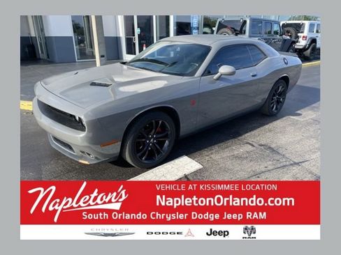 Used 2018 Dodge Challenger SXT w/ Blacktop Package RWD image 1
