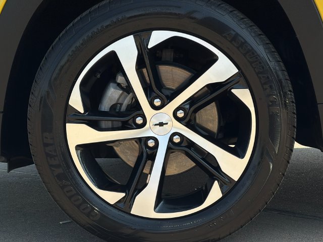 Used 2024 Chevrolet Trax RS FWD image 29