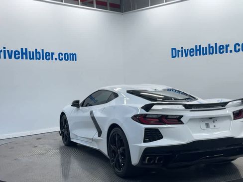 Used 2021 Chevrolet Corvette Stingray Premium Cpe w/ Z51 Performance Package image 2