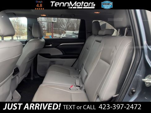 Used 2019 Toyota Highlander Limited image 11