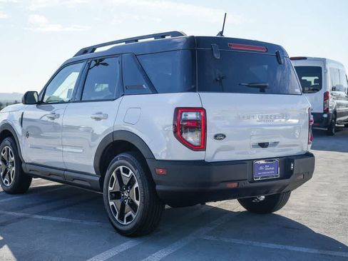 Certified 2024 Ford Bronco Sport Outer Banks w/ Tech Package AWD/4WD image 8