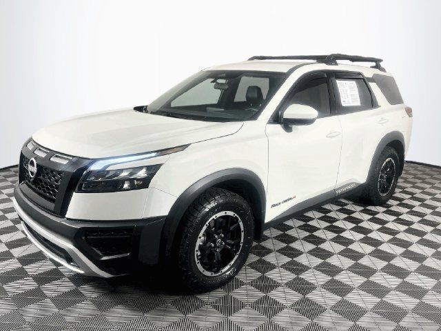 Used 2025 Nissan Pathfinder Rock Creek AWD/4WD image 4
