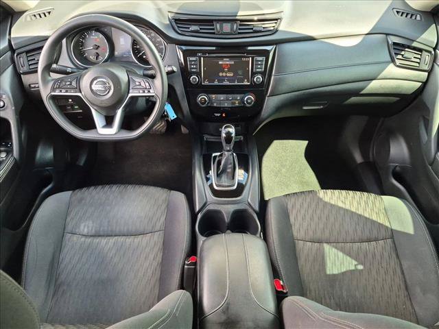 Used 2020 Nissan Rogue S FWD image 23