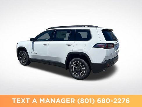 New 2026 Jeep Cherokee Laredo AWD/4WD image 3