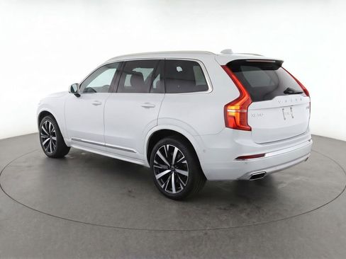 Certified 2026 Volvo XC90 B6 Core AWD/4WD image 3
