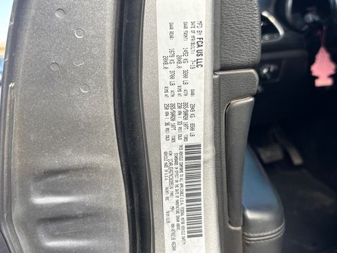 Used 2019 Jeep Grand Cherokee Altitude RWD image 10
