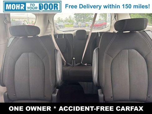 Used 2022 Chrysler Voyager LX FWD image 28