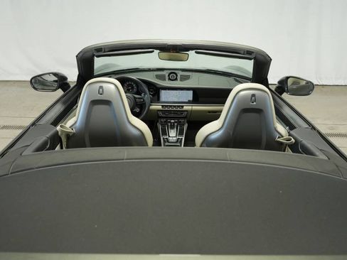 Used 2021 Porsche 911 Turbo S image 49