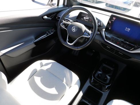 Certified 2022 Volkswagen ID.4 Pro S AWD/4WD image 9