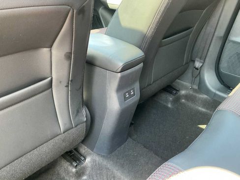 Used 2025 Nissan Kicks SR w/ SR Premium Package FWD image 26