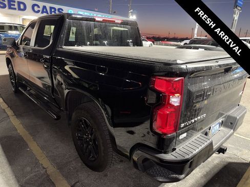 Used 2025 Chevrolet Silverado 1500 RST image 3