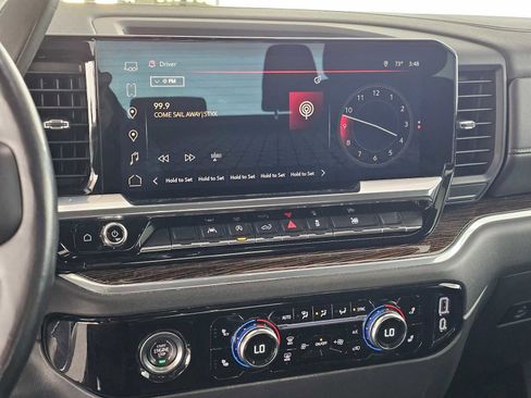 Used 2022 GMC Sierra 1500 Elevation image 25