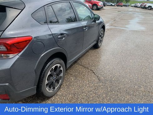 Used 2021 Subaru Crosstrek 2.0i Premium w/ Moonroof Package AWD/4WD image 5