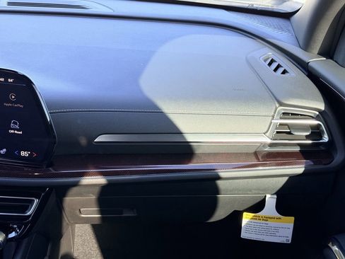 New 2026 Chevrolet Traverse Z71 AWD/4WD image 16