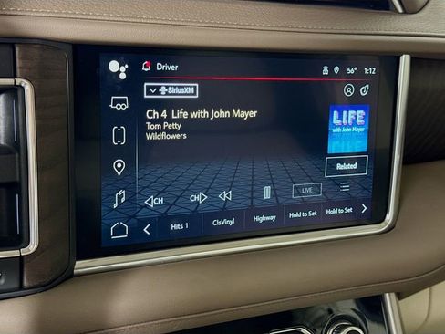 Used 2024 GMC Yukon Denali w/ Advanced Technology Package image 15