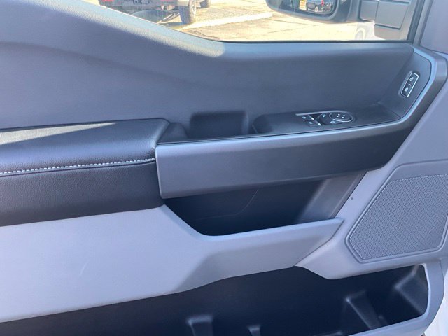 Used 2025 Ford F350 XLT w/ FX4 Off-Road Package AWD/4WD image 9