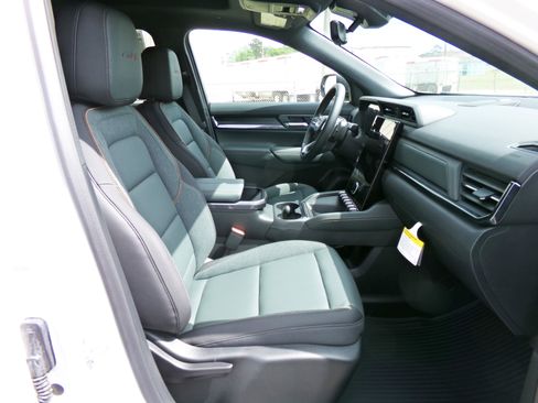 New 2026 GMC Terrain AT4 image 15