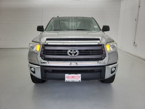 Used 2014 Toyota Tundra SR5 w/ SR5 Upgrade Package RWD image 3