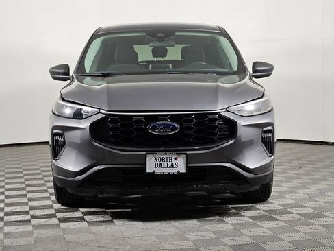 Used 2023 Ford Escape Active FWD image 2