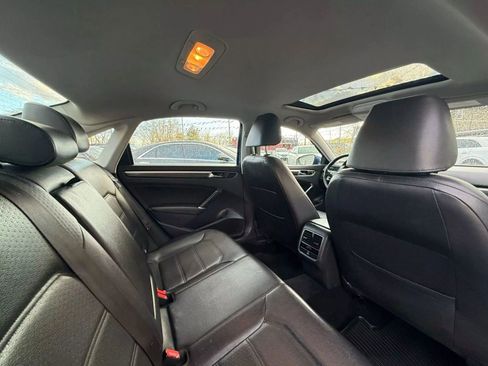 Used 2017 Volkswagen Passat 1.8T SE image 56