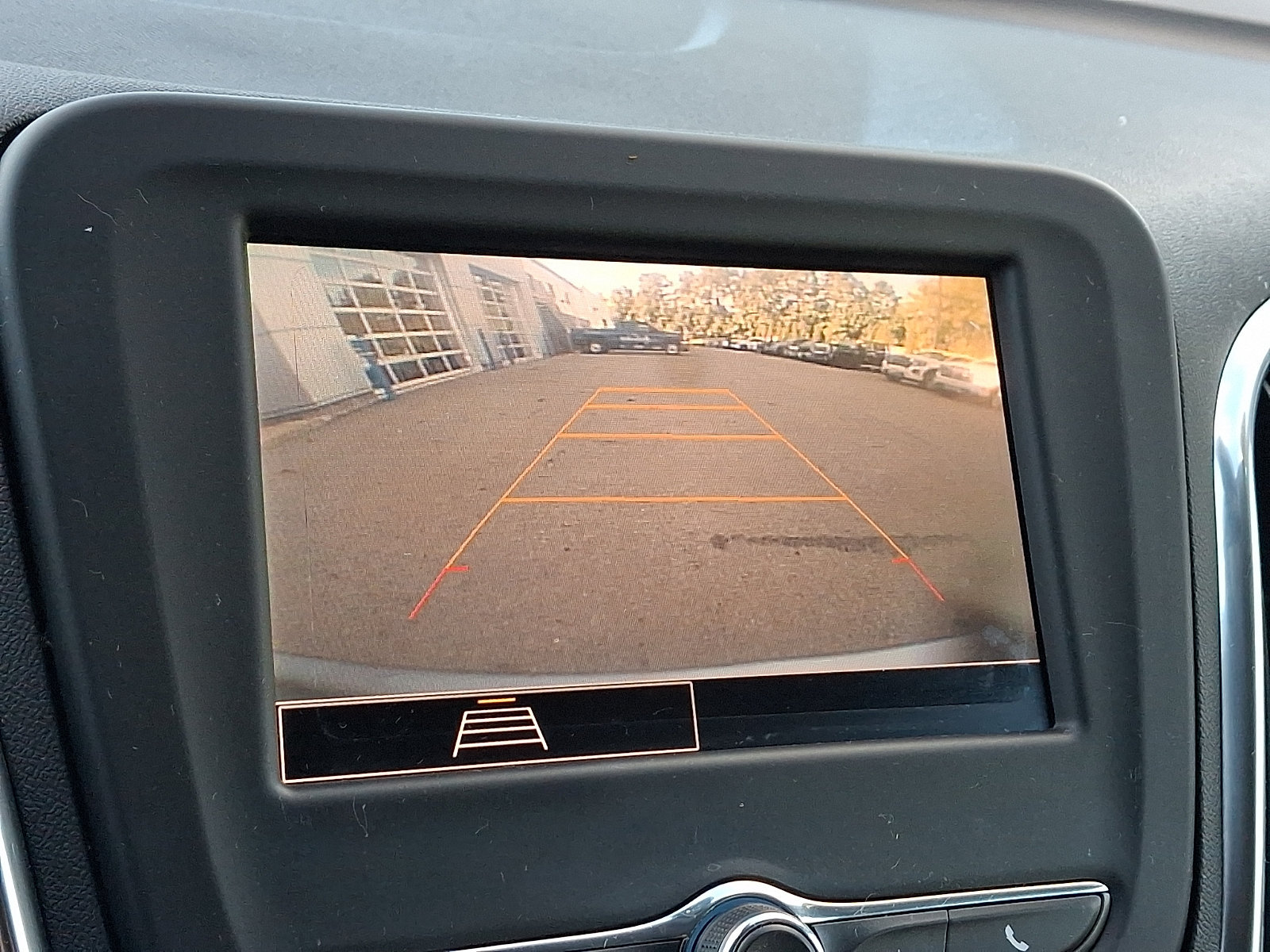 Used 2024 Chevrolet Equinox LT AWD/4WD image 19