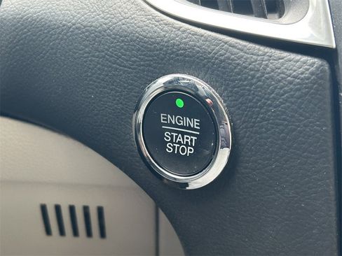 Used 2017 Ford Edge Titanium w/ Equipment Group 301A image 29