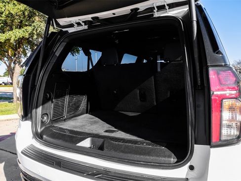 Used 2022 Chevrolet Suburban Premier image 56